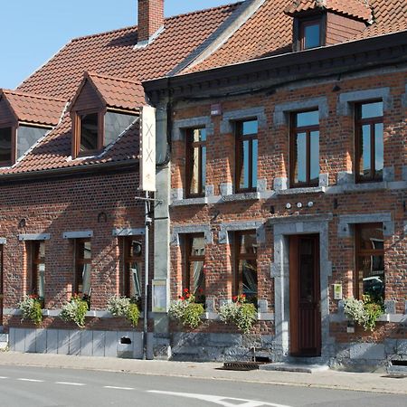 Auberge Le XIX Eme Thulin Luaran gambar